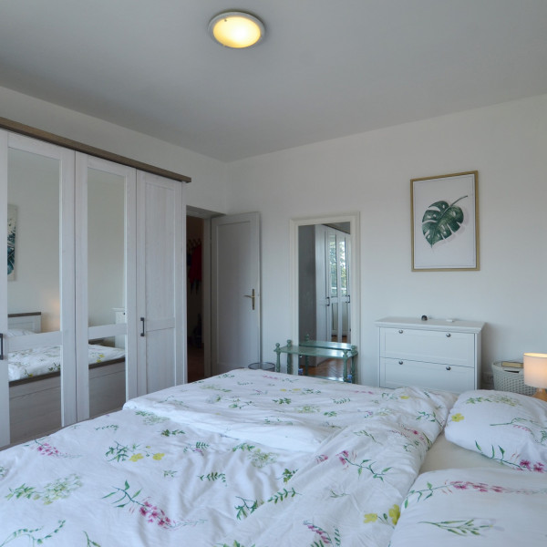 Bedrooms, Sarah Apartment, Nautilus Travel Agency Rovinj