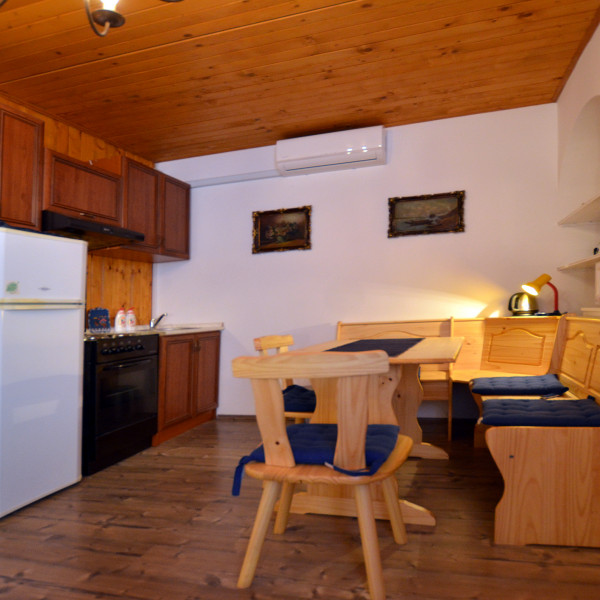 Nella Apartman, Nautilus Travel- Touristische Agentur Rovinj