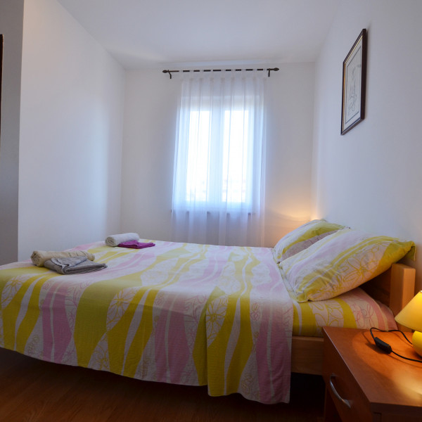 Bedrooms, Galant Apartments, Nautilus Travel Agency Rovinj