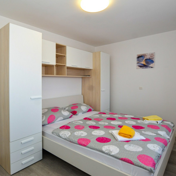 Bedrooms, Adria appartments, Nautilus Travel Agency Rovinj