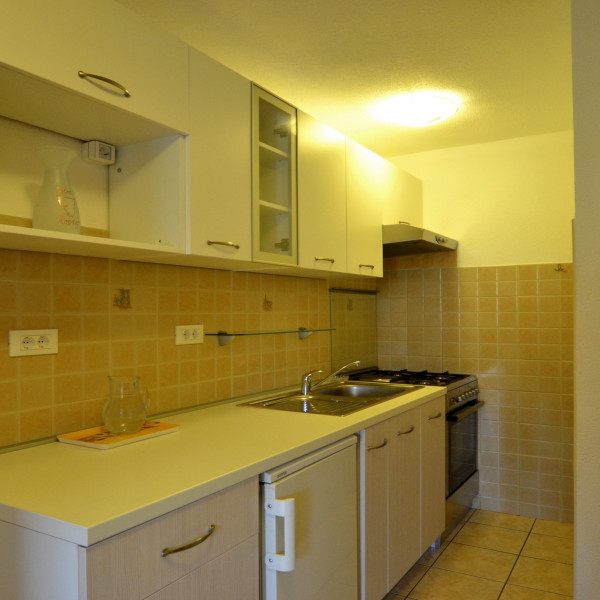 Kitchen, Marija Apartment, Nautilus Travel Agency Rovinj