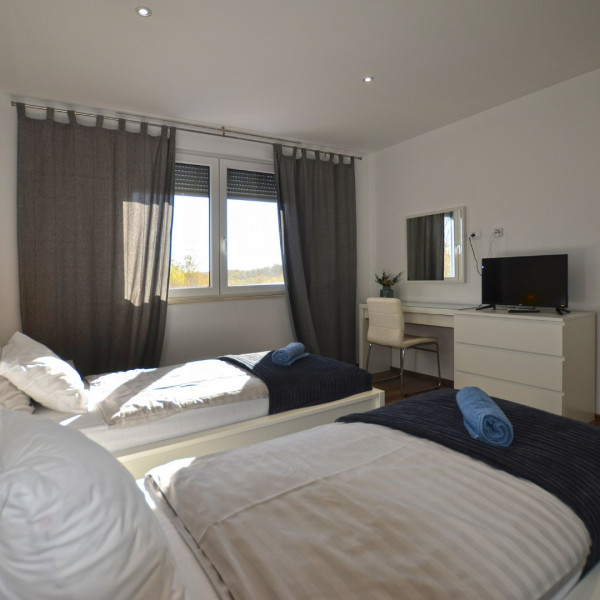 Bedrooms, Villa Nin, Nautilus Travel Agency Rovinj